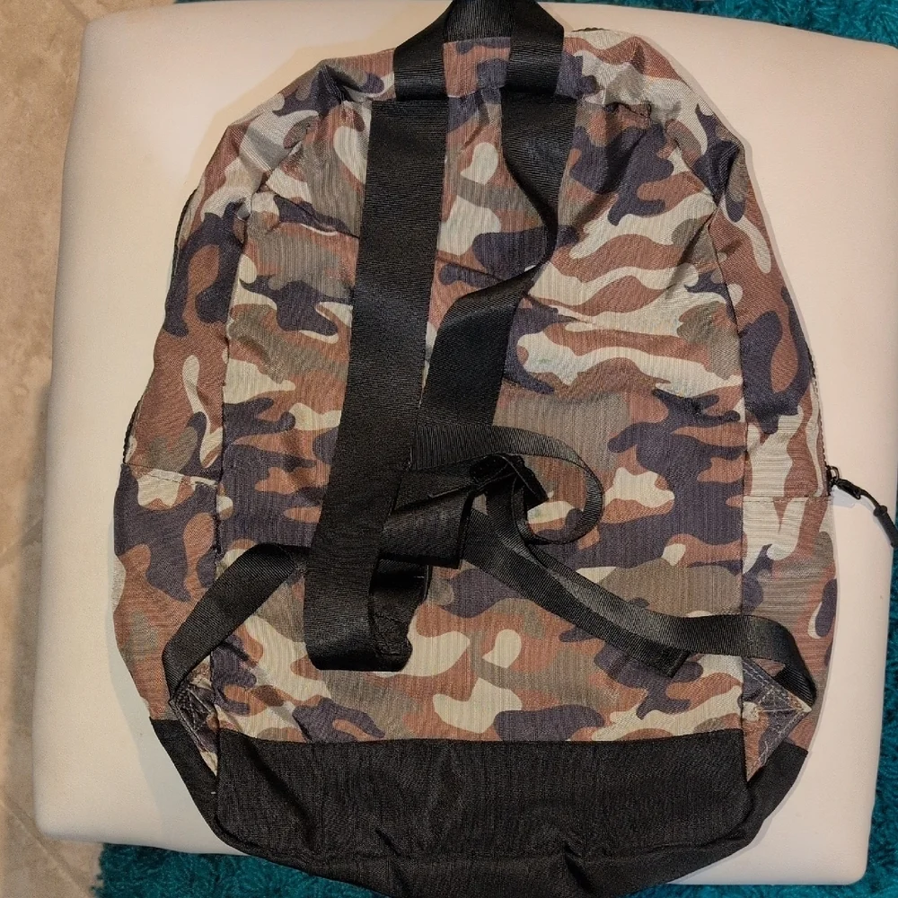 no Boundaries camouflage Backpack